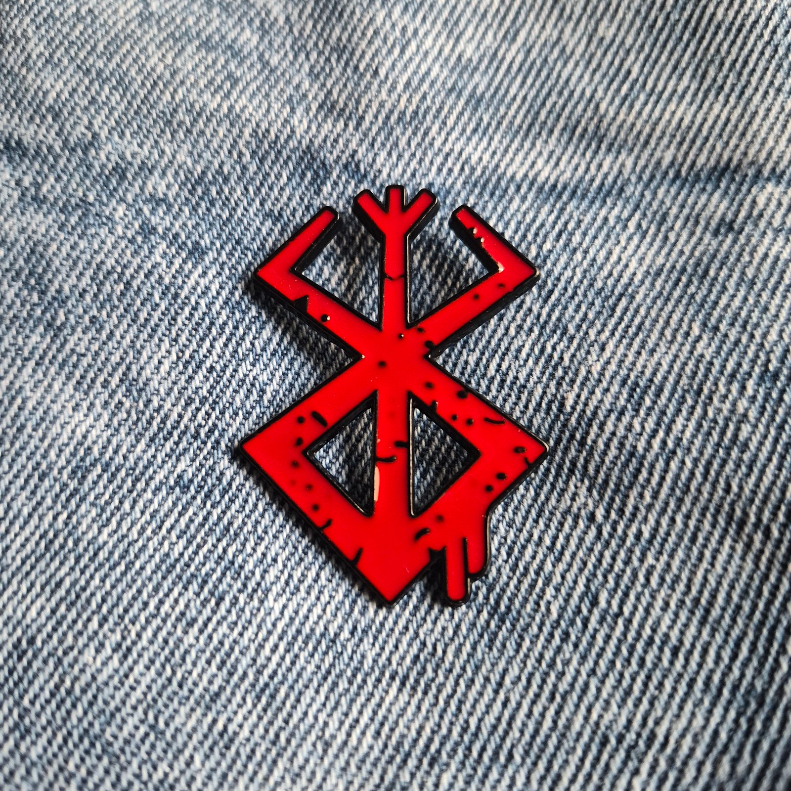 Pin Berserk Estigma